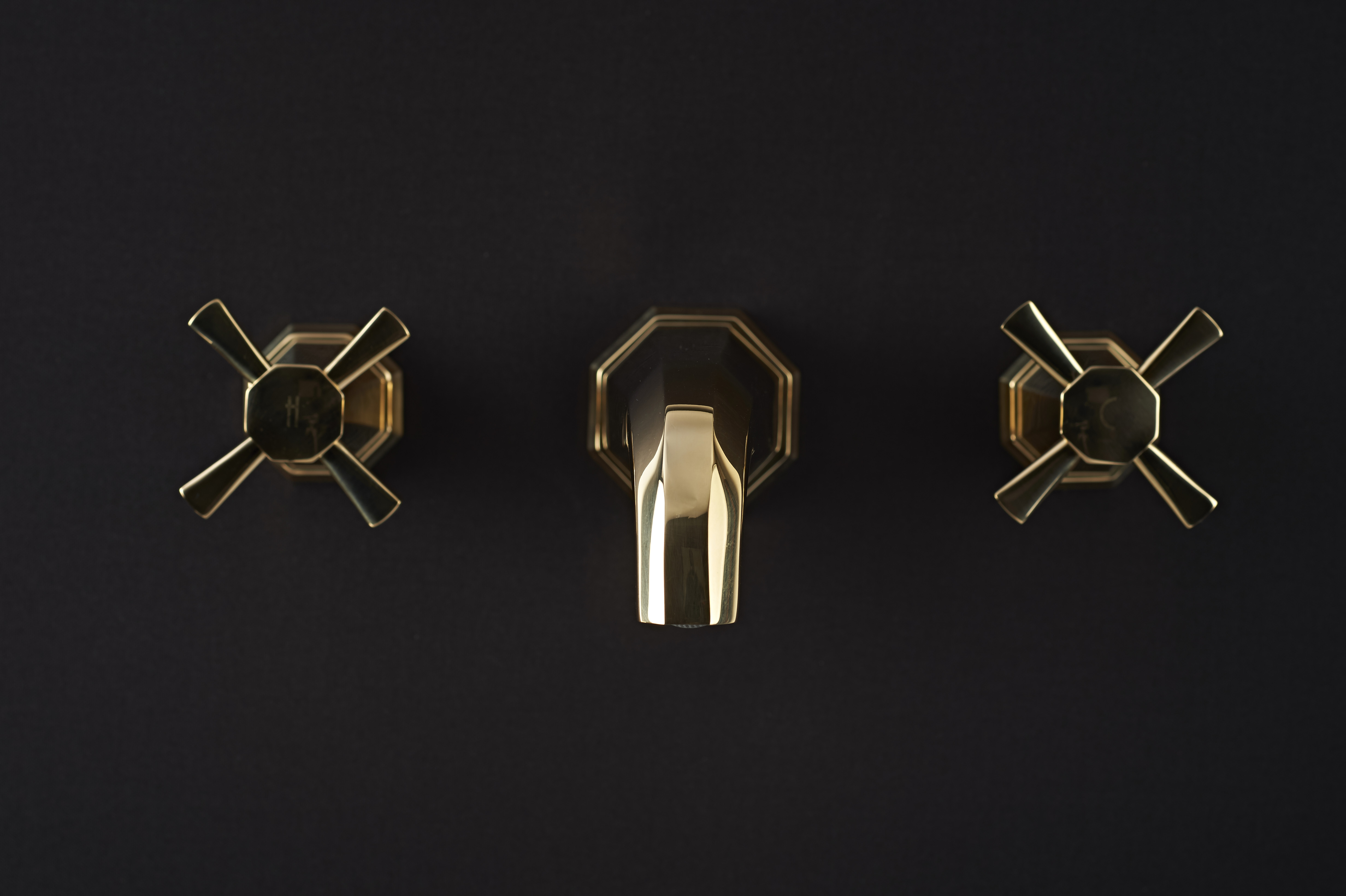 Deco Three-Hole Wall-Mounted Basin Mixer with Crosstop Handles - Gold